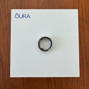 Oura Gen3 Heritage Silver US8 size 8 Set NWT - New in box, never used